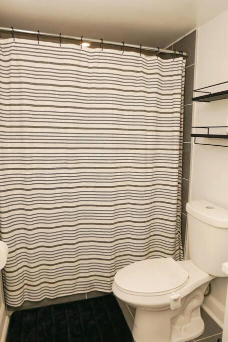 1 Bed 1 Bath Suite Washington Luaran gambar